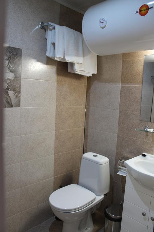 Center Guest House ساباريفا بانيا المظهر الخارجي الصورة
