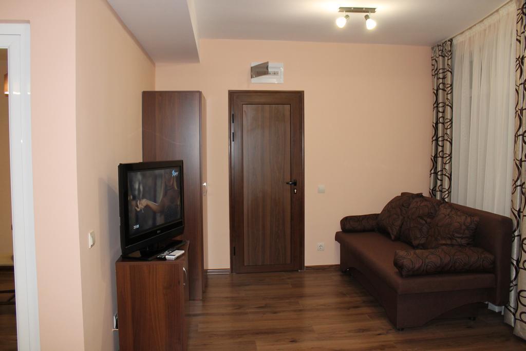 Center Guest House ساباريفا بانيا المظهر الخارجي الصورة