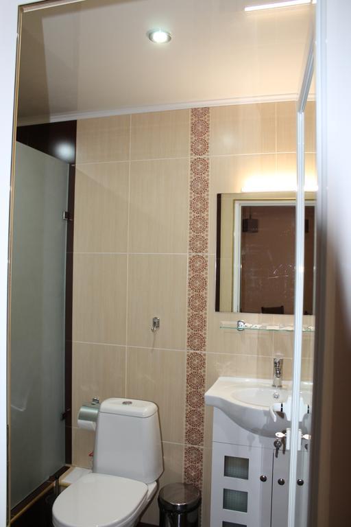 Center Guest House ساباريفا بانيا المظهر الخارجي الصورة